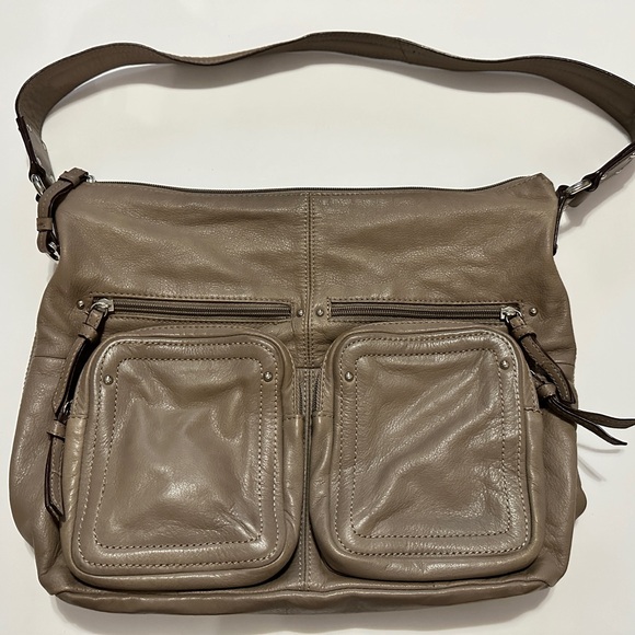 Tignanello Tan Leather Crossbody Shoulder $34 - Picture 1 of 6